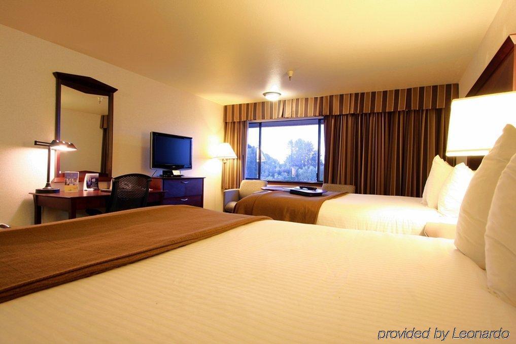 Ramada by Wyndham Tukwila Southcenter Hotel Ruang foto
