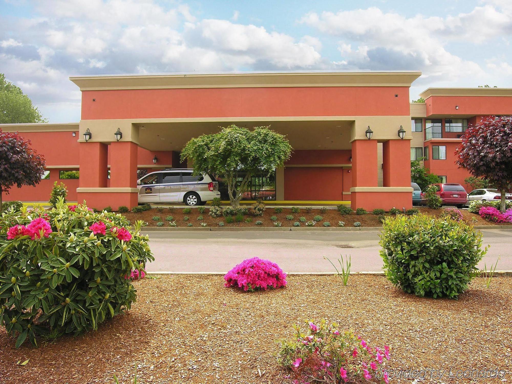 Ramada by Wyndham Tukwila Southcenter Hotel Bagian luar foto